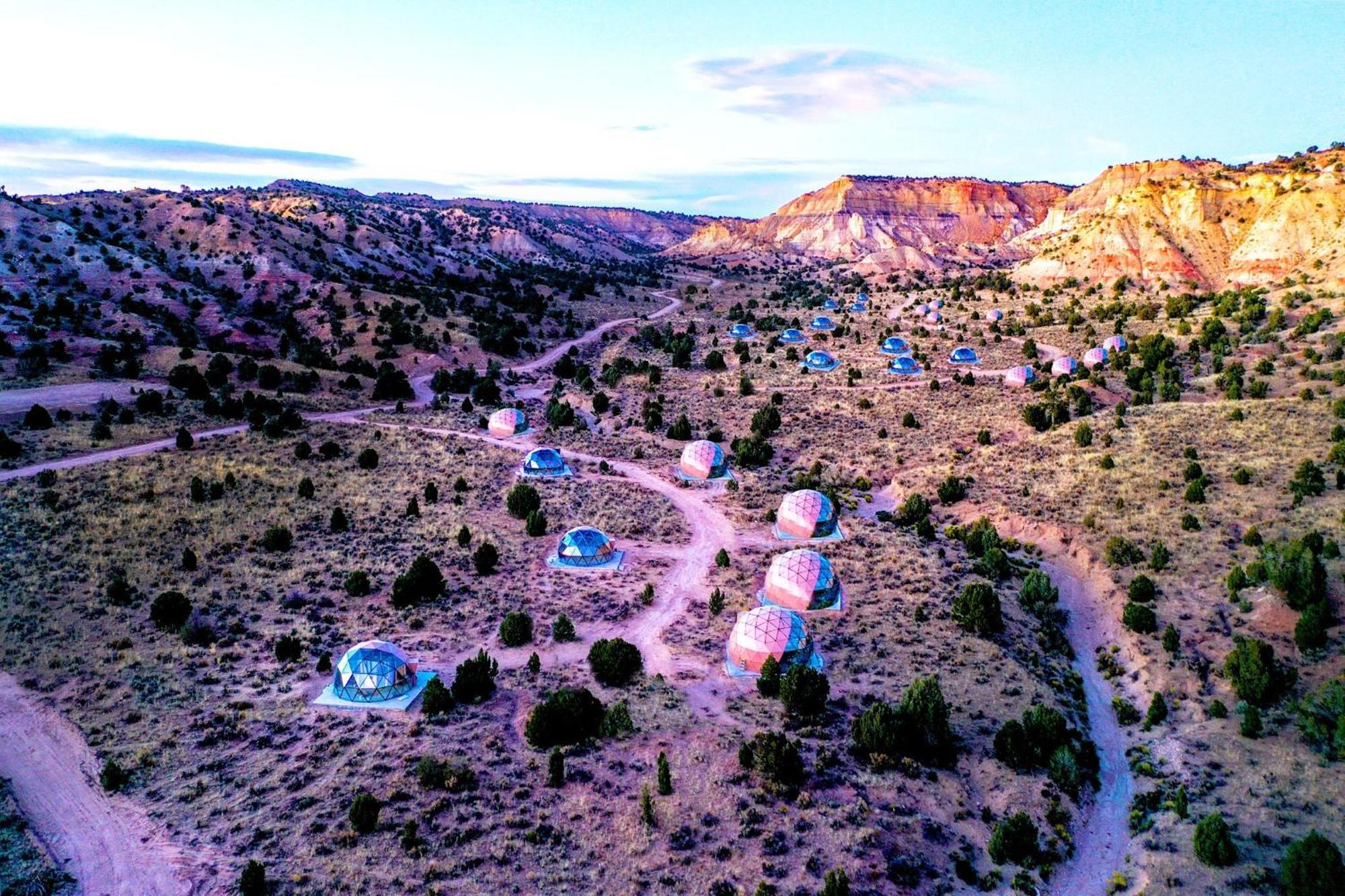 Clear Sky Resorts - Bryce Canyon - Unique Stargazing Domes Cannonville Exterior foto